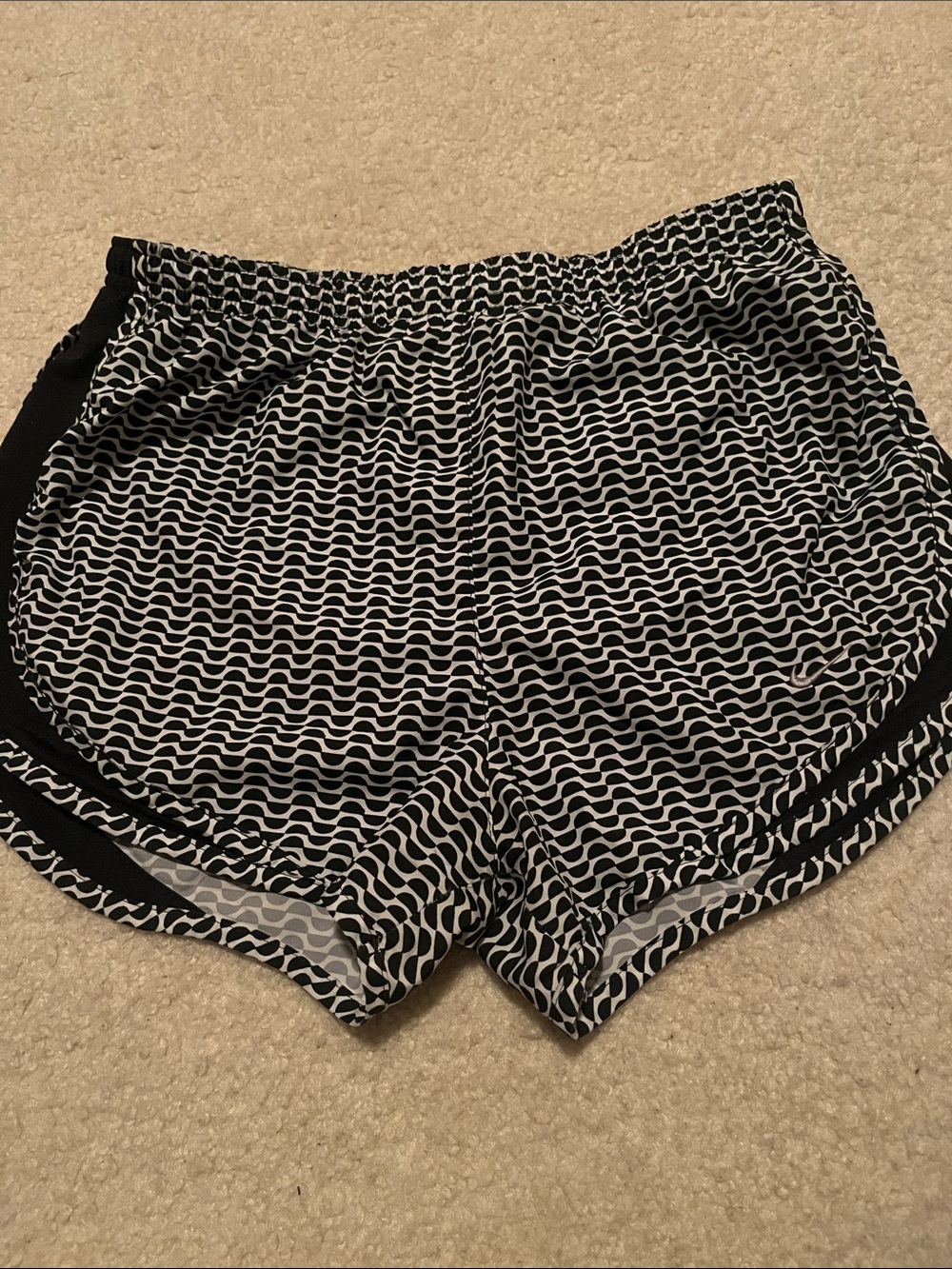 Nike Black and White Wave-Print Women's Athletic Shorts
